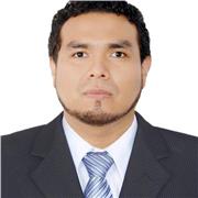 Graduado en Administración de Negocios y Finanzas